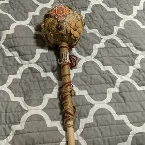 Brooch and Pin bouquet.